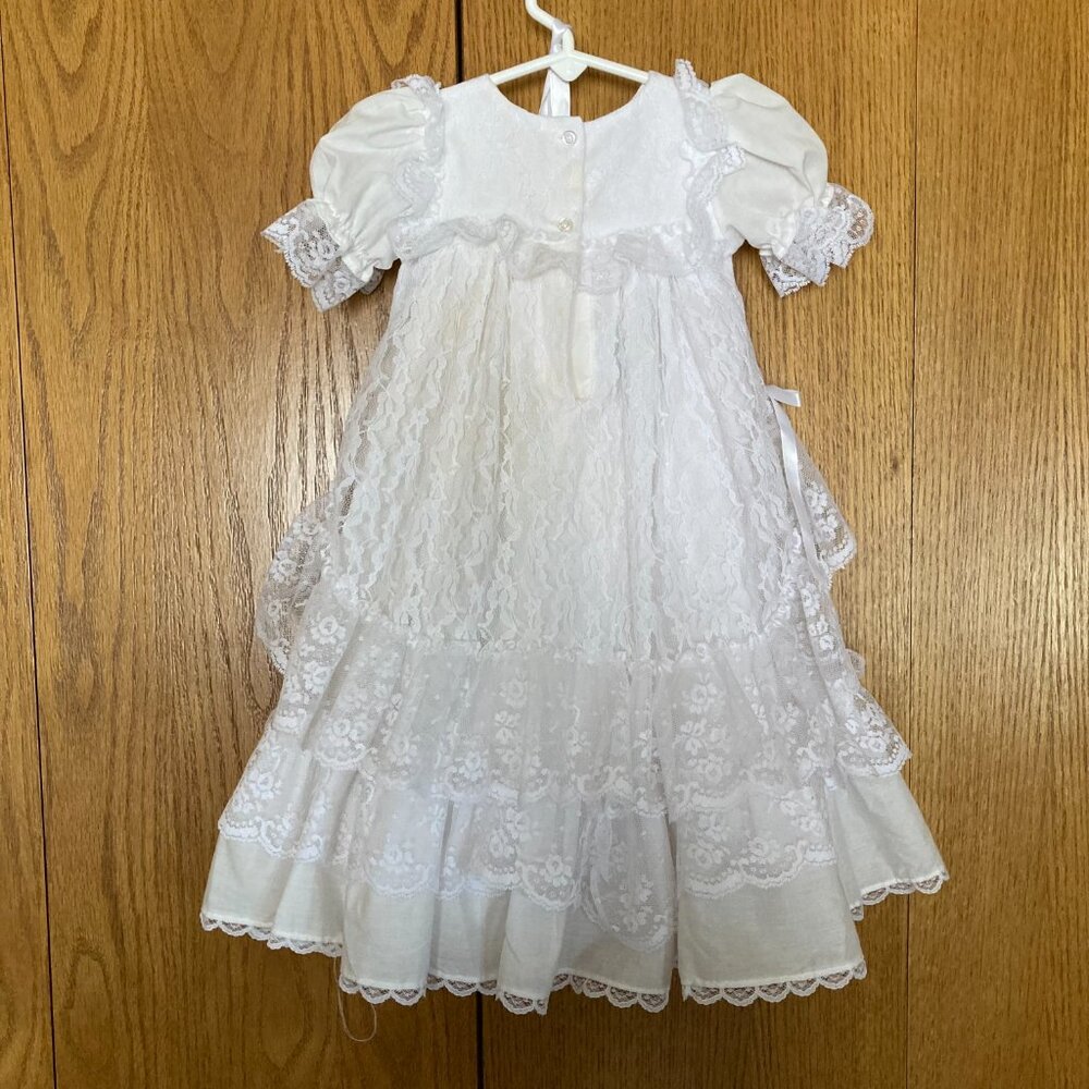 NB Vintage Christening Gown and Bonnet - Picture 3 of 11